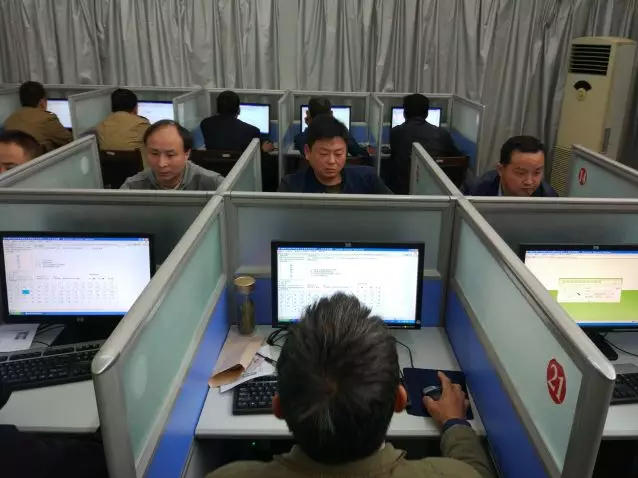 黃山市首場網(wǎng)約車駕駛員從業(yè)資格考試開考啦 ，通過率23.8%！